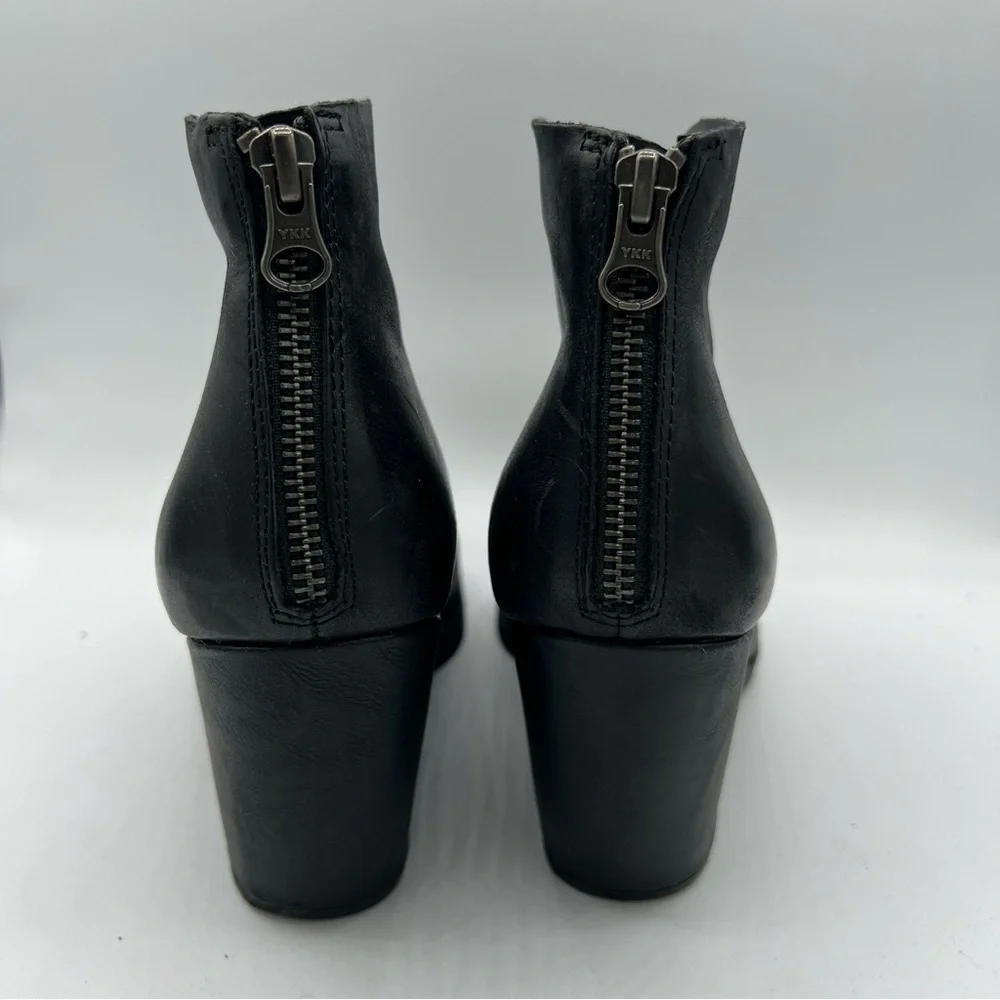 Korks Shamira Leather Ankle Boot Womens 10M‎ Black Chunky Heel Cutout Back Zip